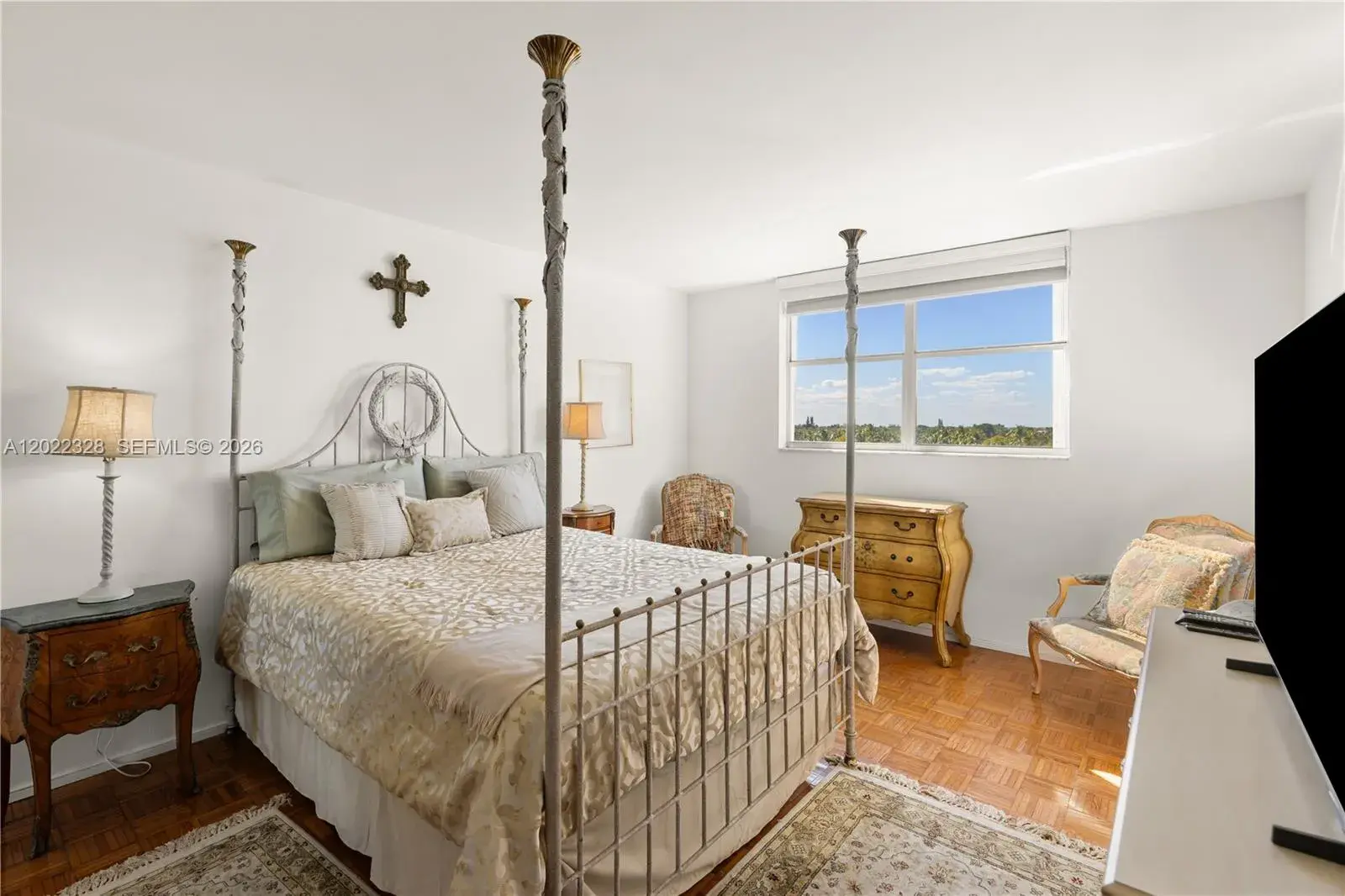 210 Sea View Dr # 611, Key Biscayne FL 33149