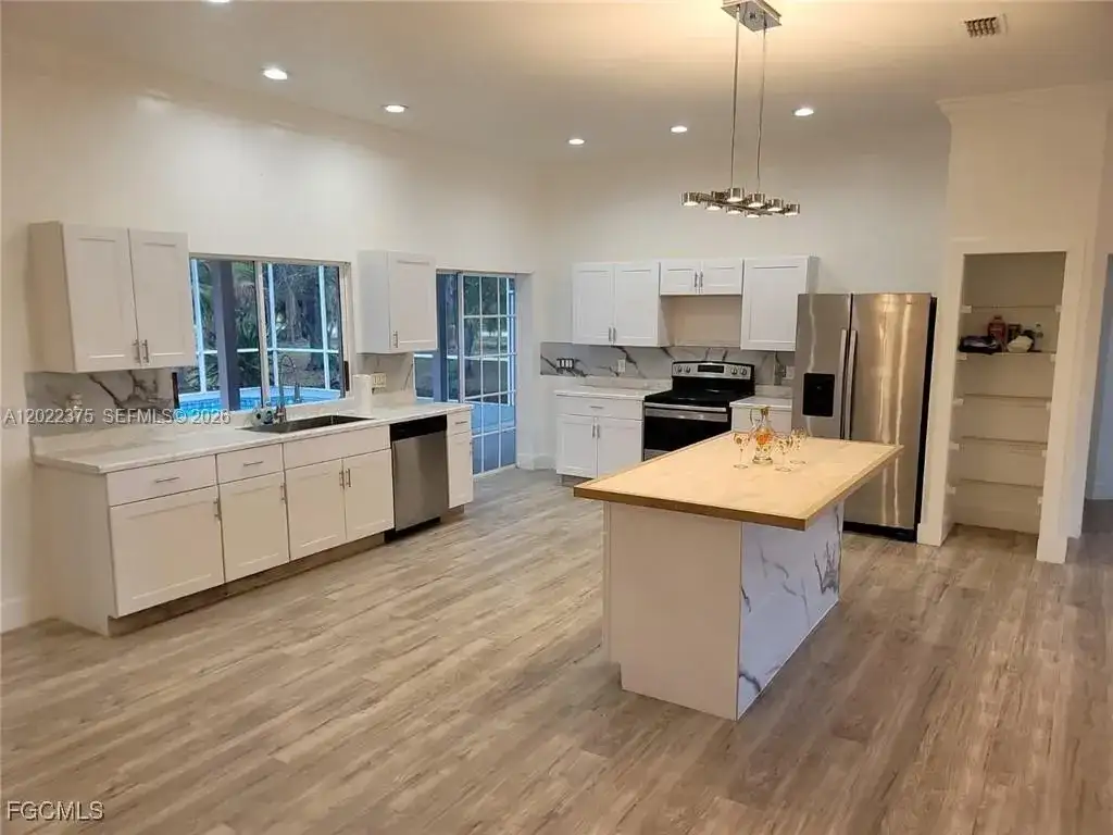 7820 N Rich Road, North Fort Myers FL 33917 photo 5