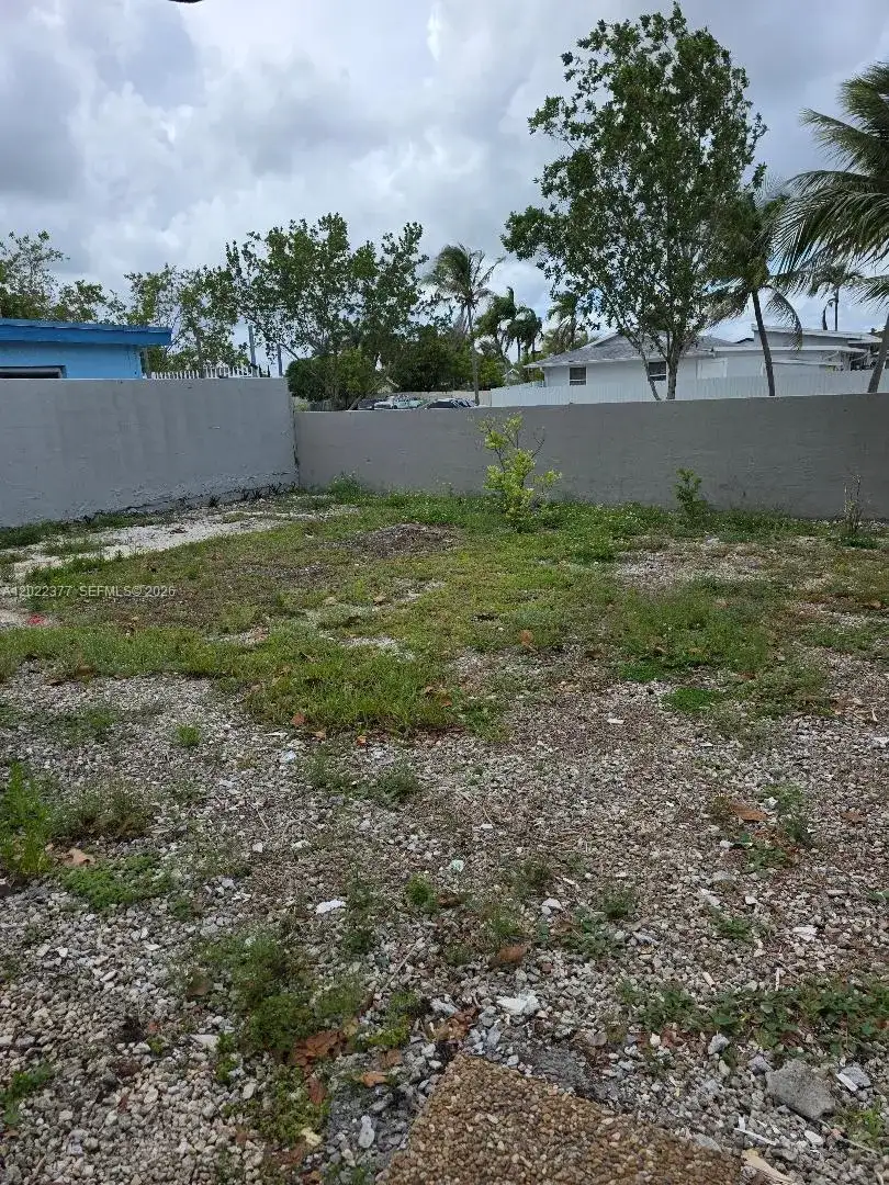 14905 SW 304th Ter, Homestead FL 33033 photo 5