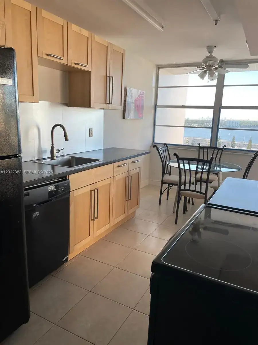 18021 Biscayne Blvd # 1701, Aventura FL 33160 photo 3