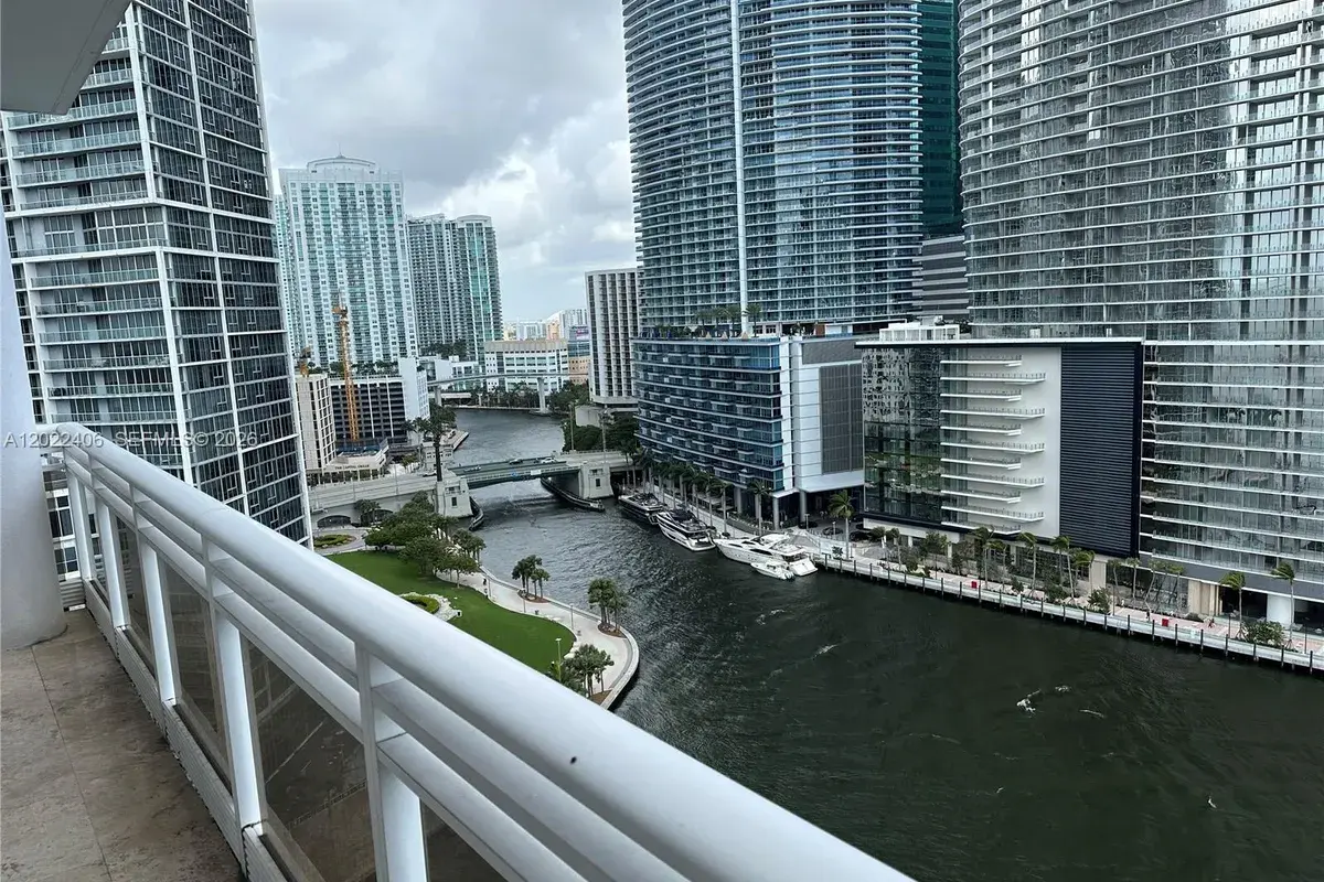 901 Brickell Key Blvd # 2005, Miami FL 33131
