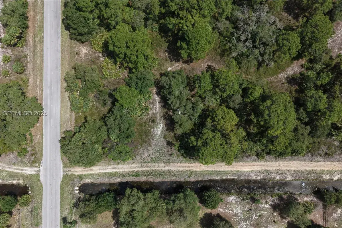 375 S Mayoral St, Clewiston FL 33440