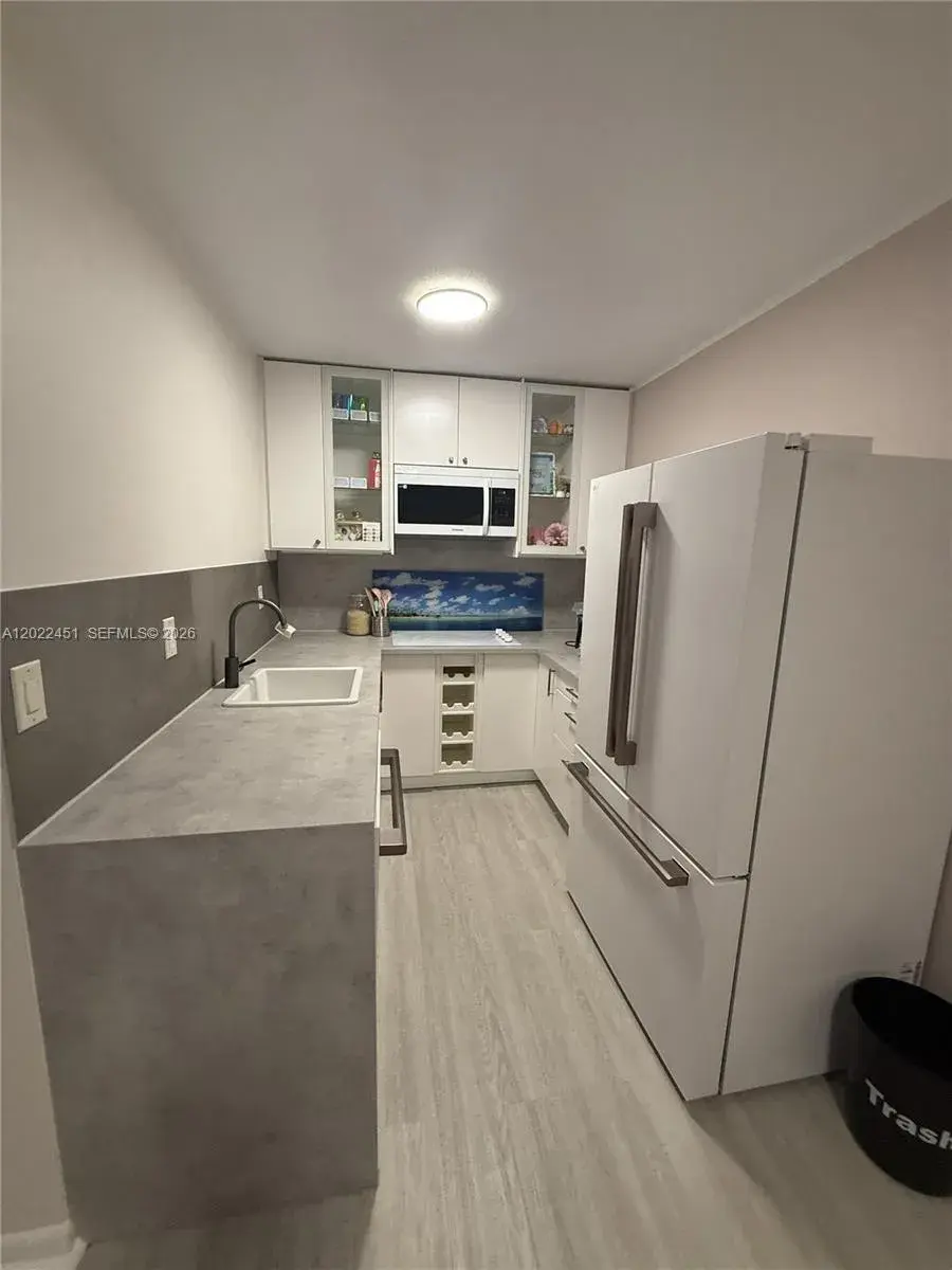 1824 Monroe St # 7, Hollywood FL 33020