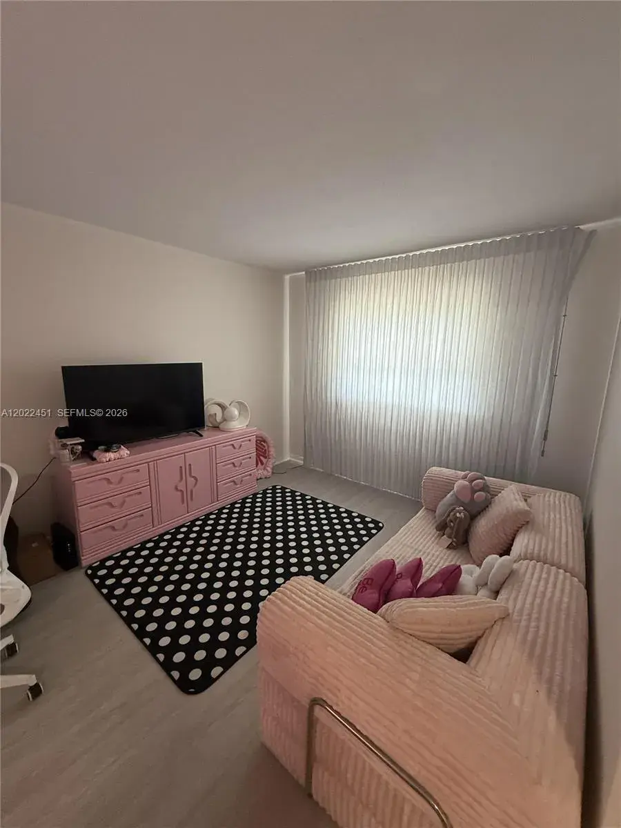 1824 Monroe St # 7, Hollywood FL 33020
