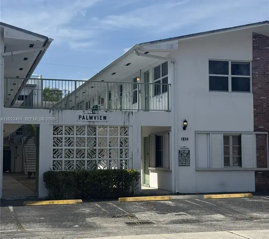 1824 Monroe St # 7, Hollywood FL 33020