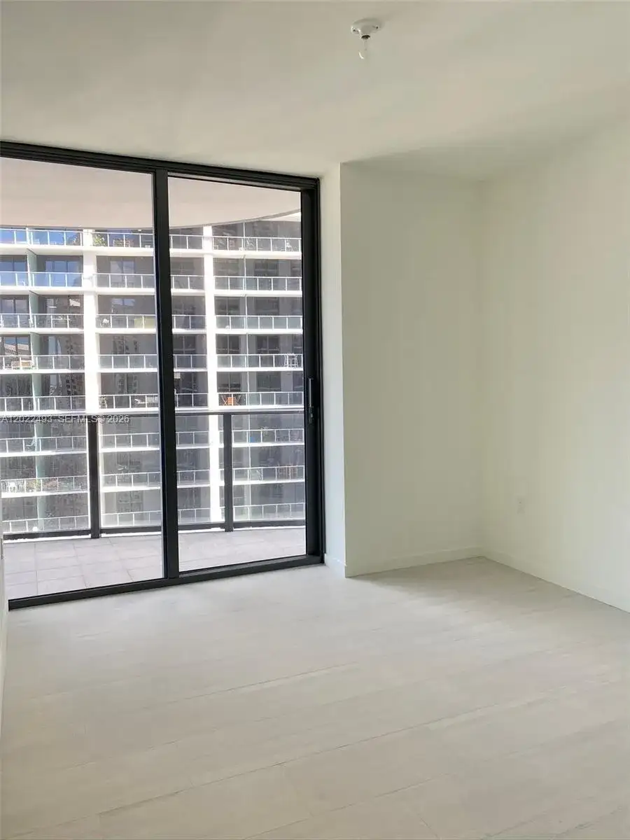 1000 Brickell Plz # 2715, Miami FL 33131 photo 5