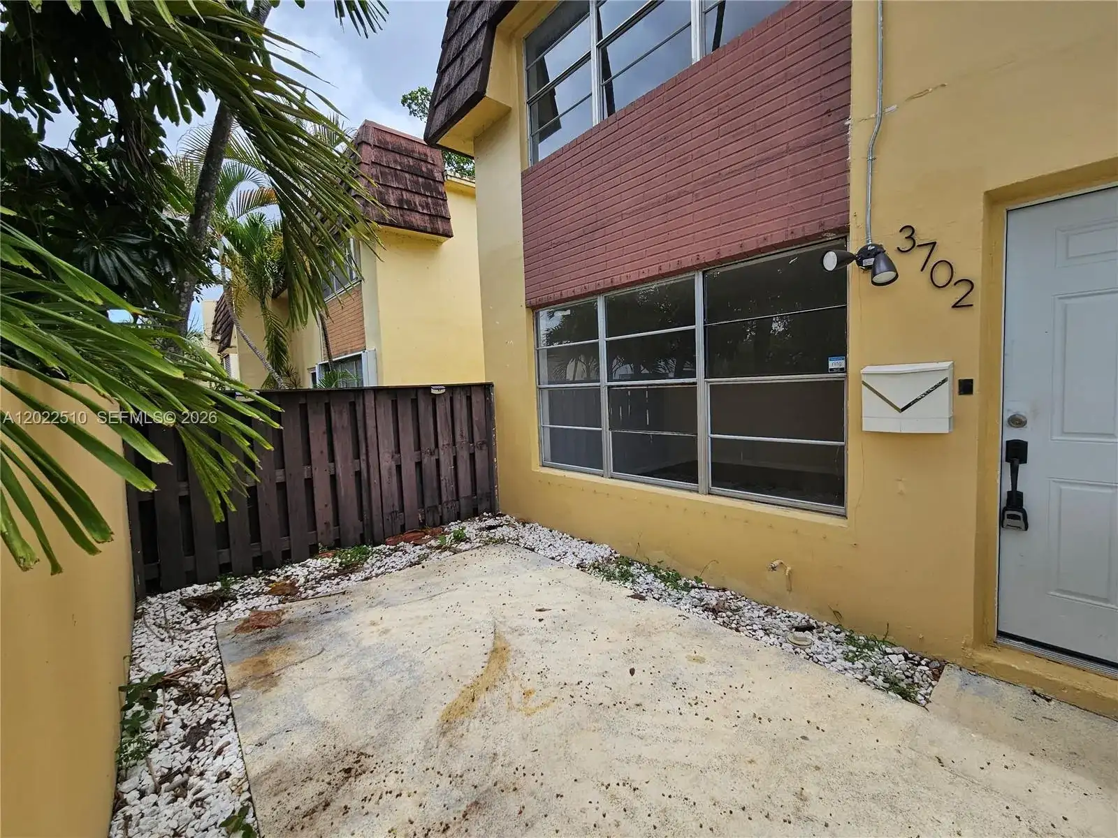 3702 SW 60th Ter # 31, Davie FL 33314 photo 2