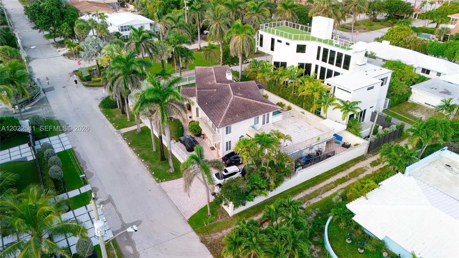 2701 N Atlantic Blvd, Fort Lauderdale FL 33308 photo 2