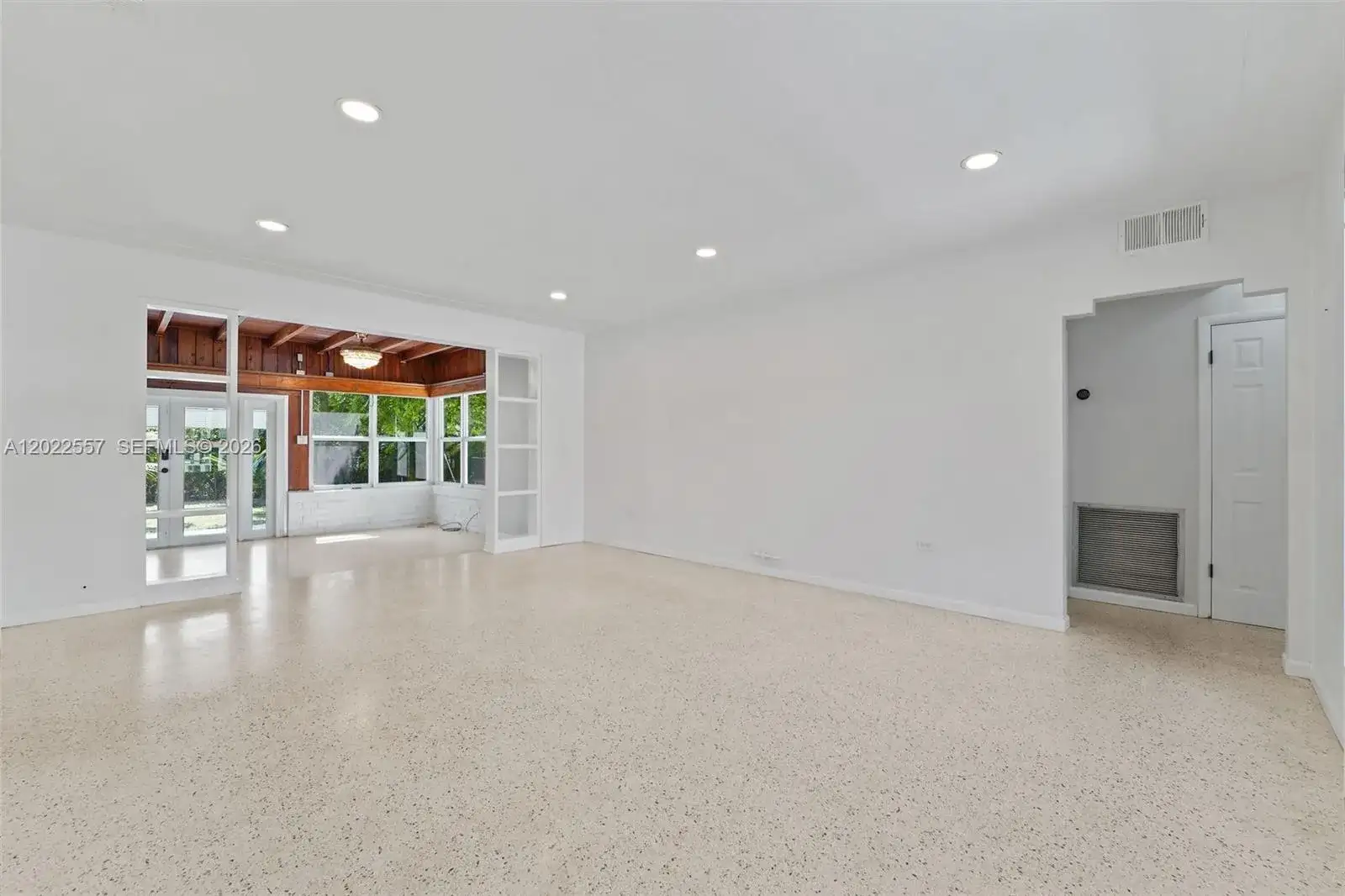 8927 Carlyle Ave, Surfside FL 33154 photo 3