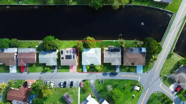 6013 NW 68th, Tamarac FL 33321