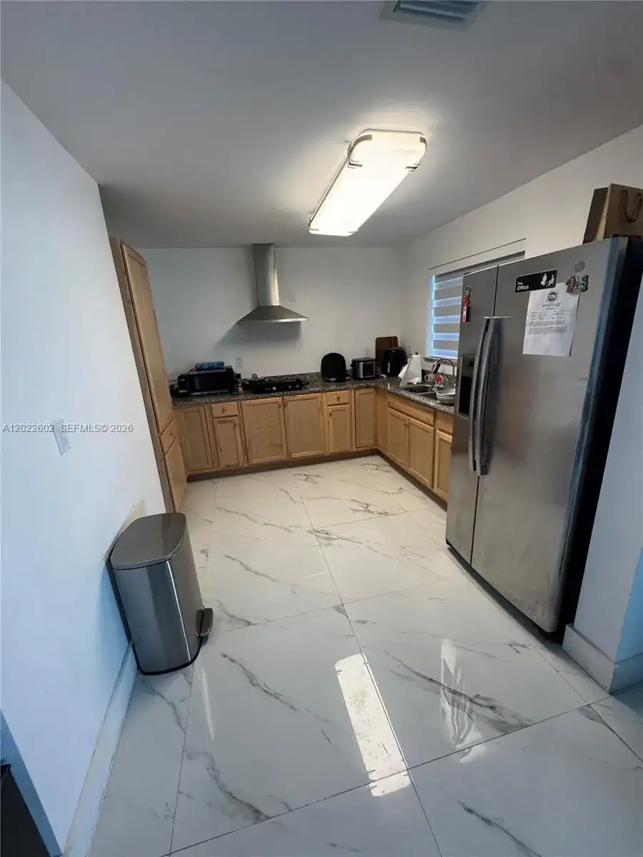14017 SW 160th Ter, Miami FL 33177 photo 5