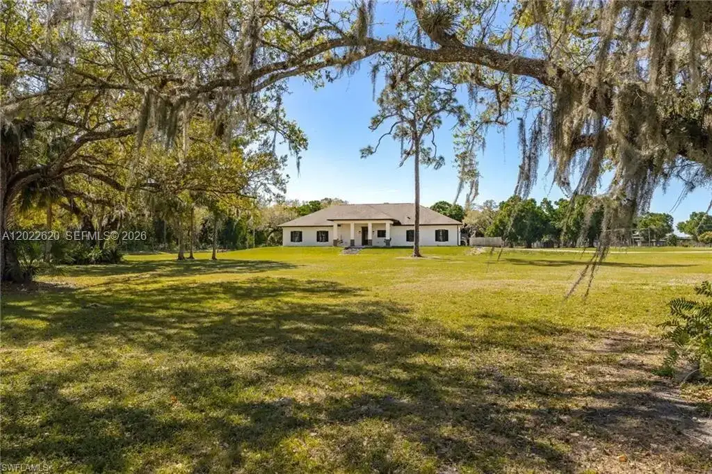 5535 COUNTY ROAD 78, La Belle FL 33935 photo 2