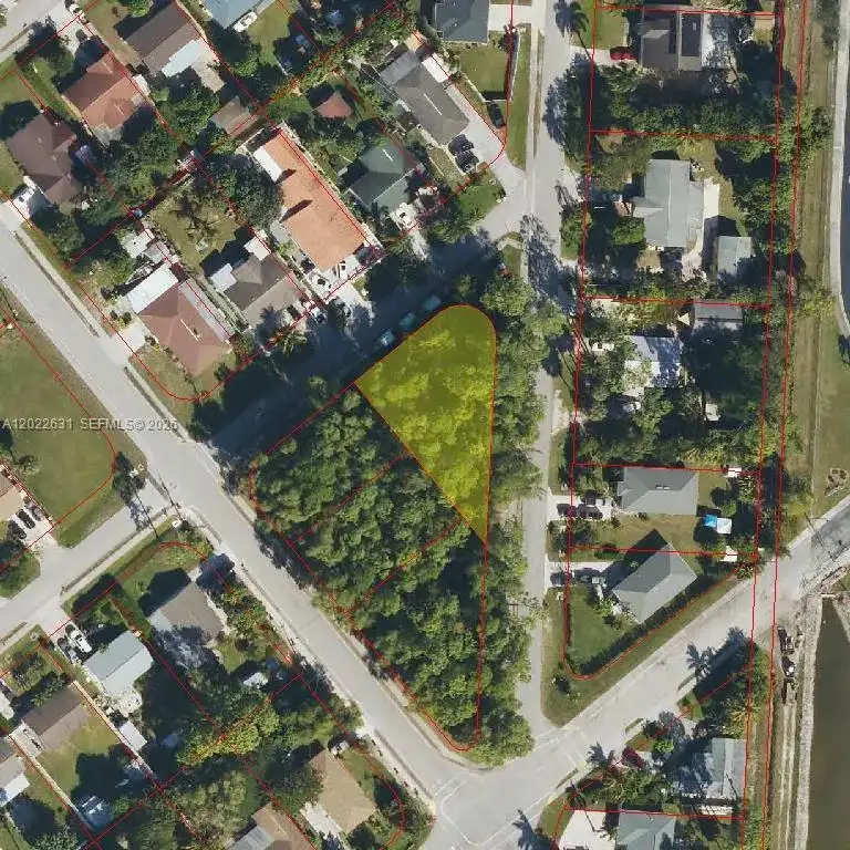 5411 Texas Avenue, Naples FL 34113