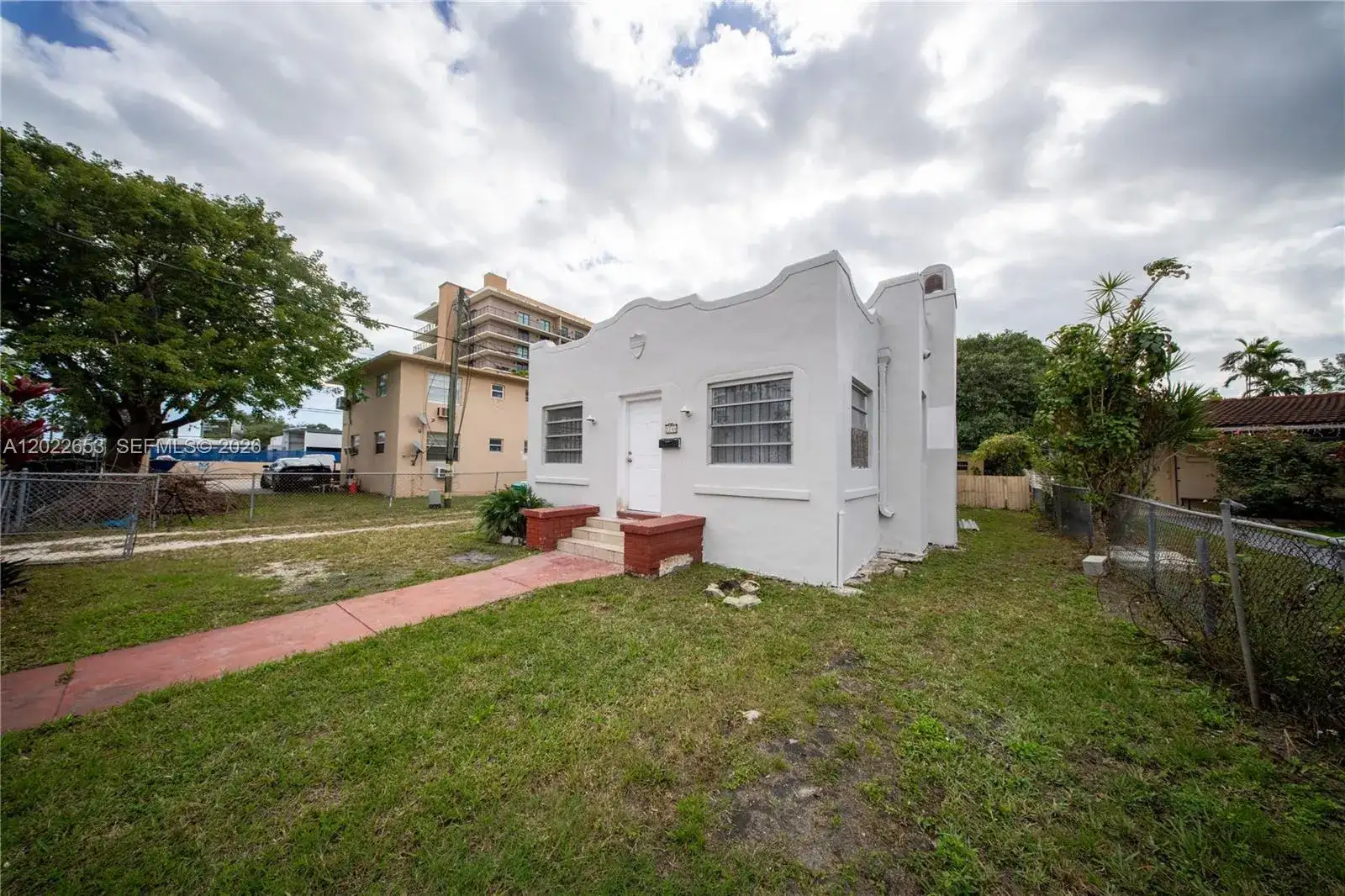 2744 SW 16th Ter, Miami FL 33145 photo 2