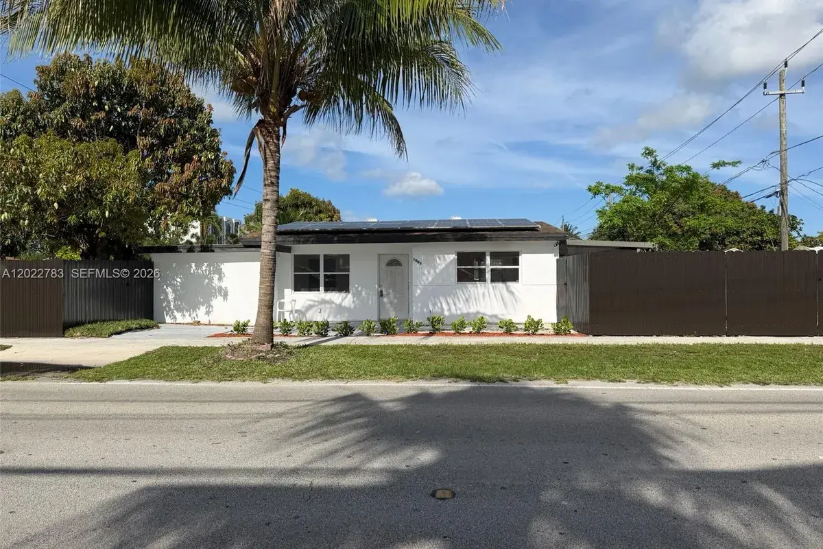 1001 S 62nd Ave, Hollywood FL 33023