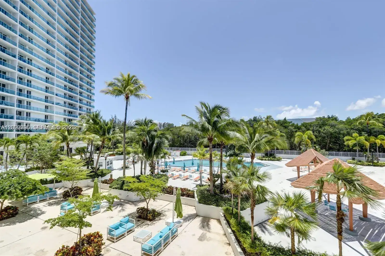 100 Bayview Dr # 208, Sunny Isles Beach FL 33160 photo 3
