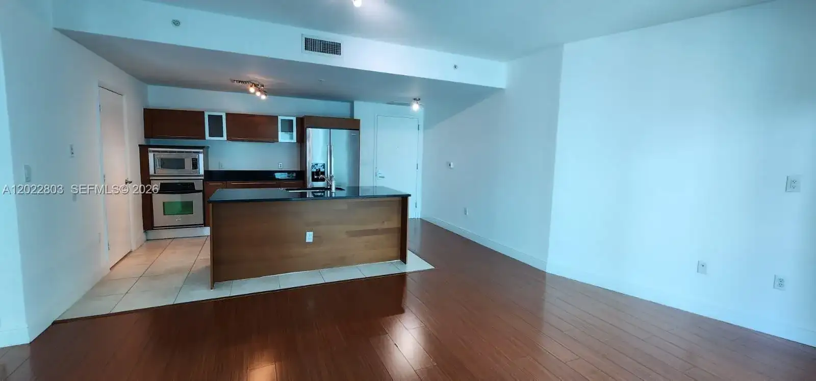 1900 N Bayshore Dr # 3717, Miami FL 33132 photo 2