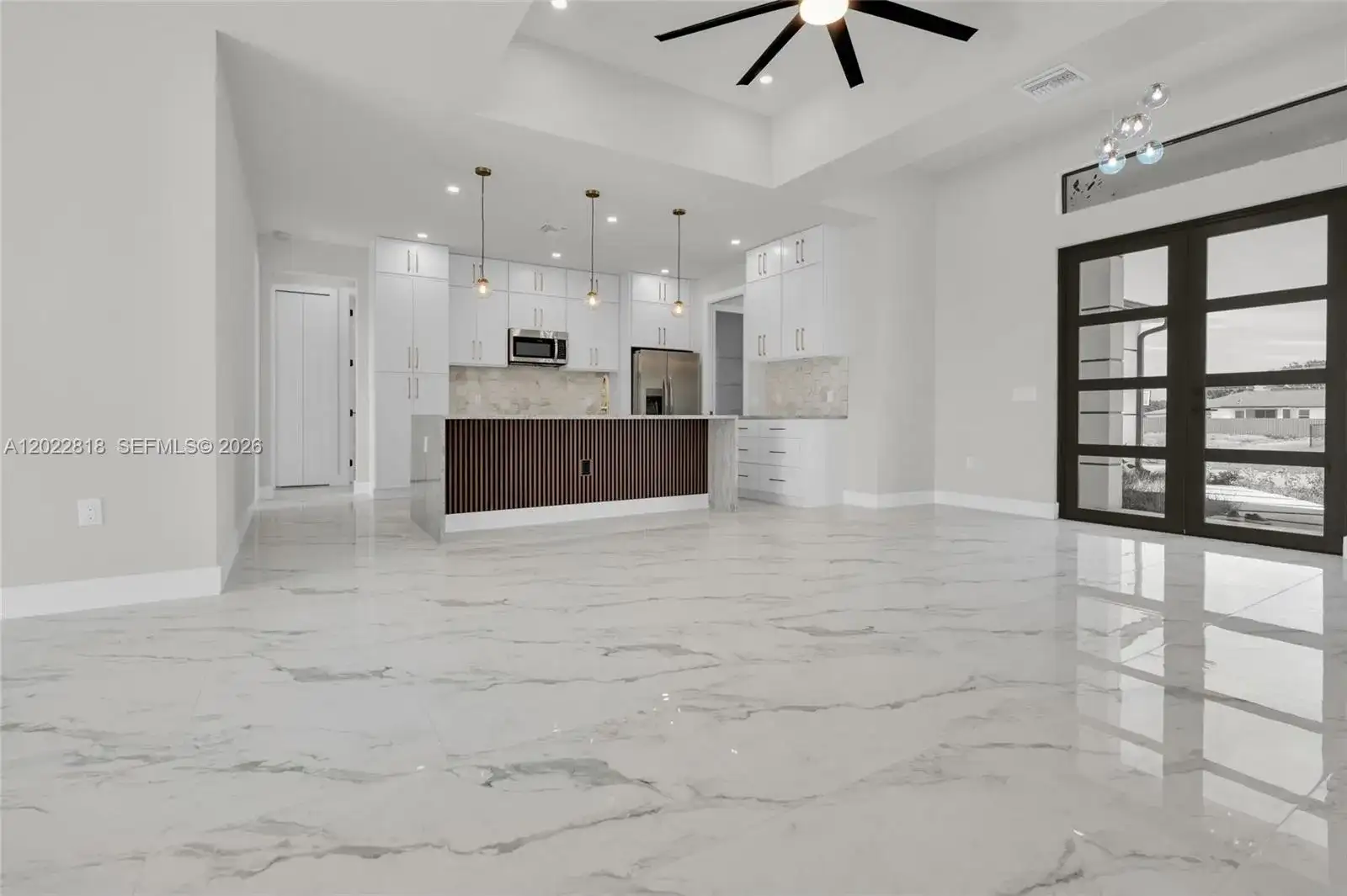 1413 NE 4TH PL, Cape Coral FL 33909 photo 3