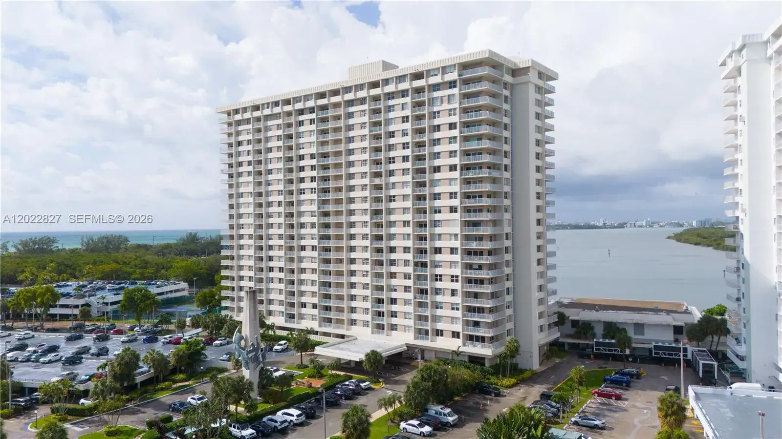 300 Bayview Dr # 1504, Sunny Isles Beach FL 33160
