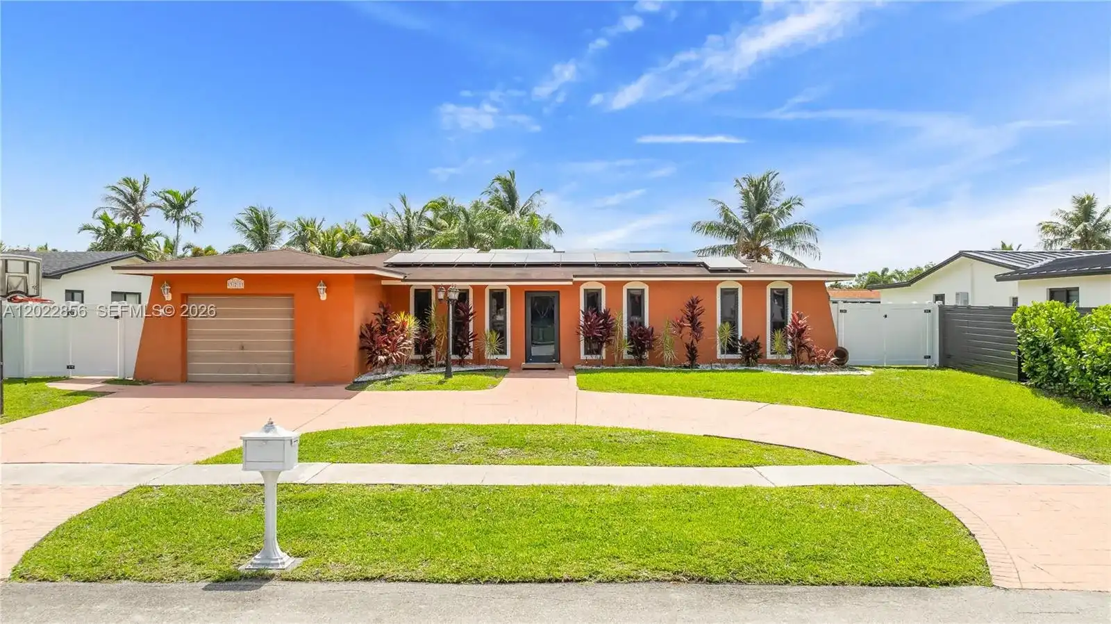 321 NW 96th Ave, Pembroke Pines FL 33024