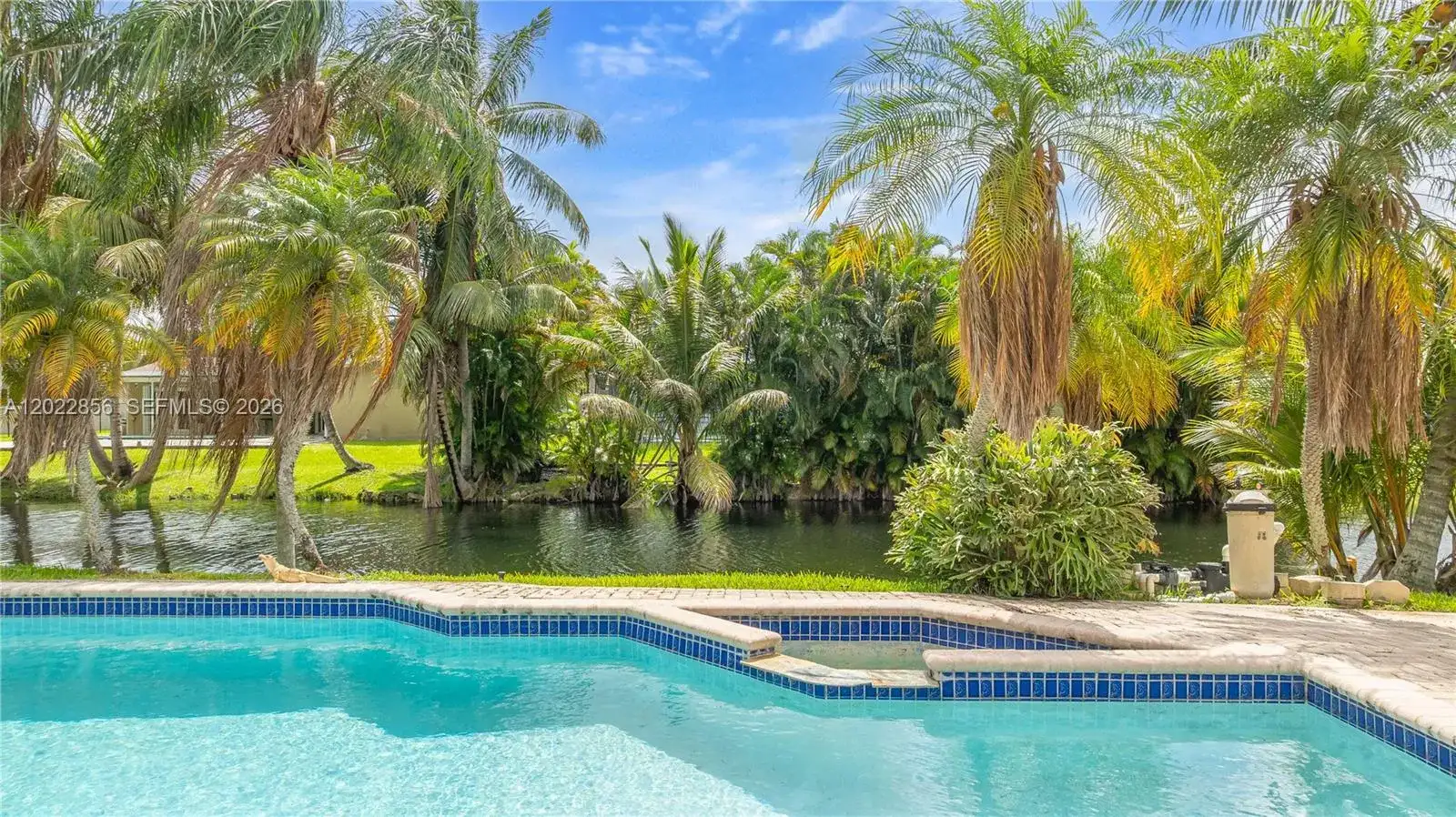 321 NW 96th Ave, Pembroke Pines FL 33024 photo 4