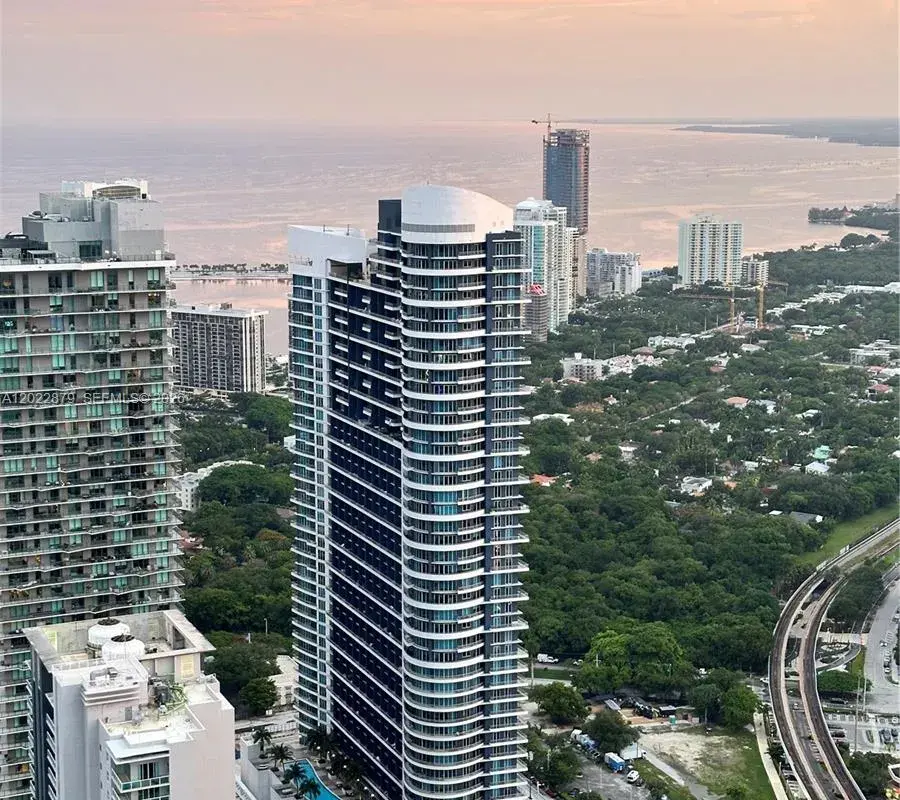 60 SW 13th St # 2208, Miami FL 33130