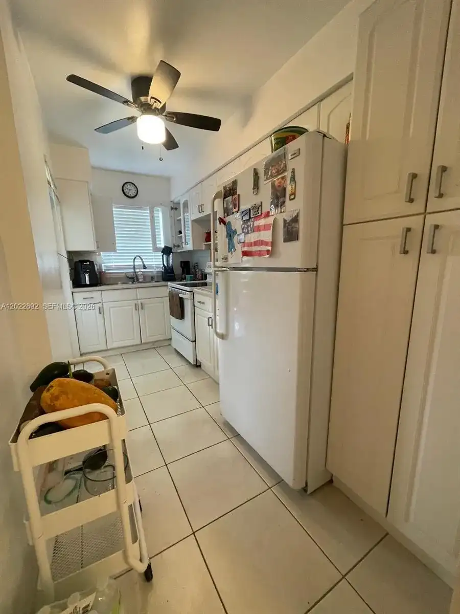 201 NE 14th Ave # 5A, Hallandale Beach FL 33009