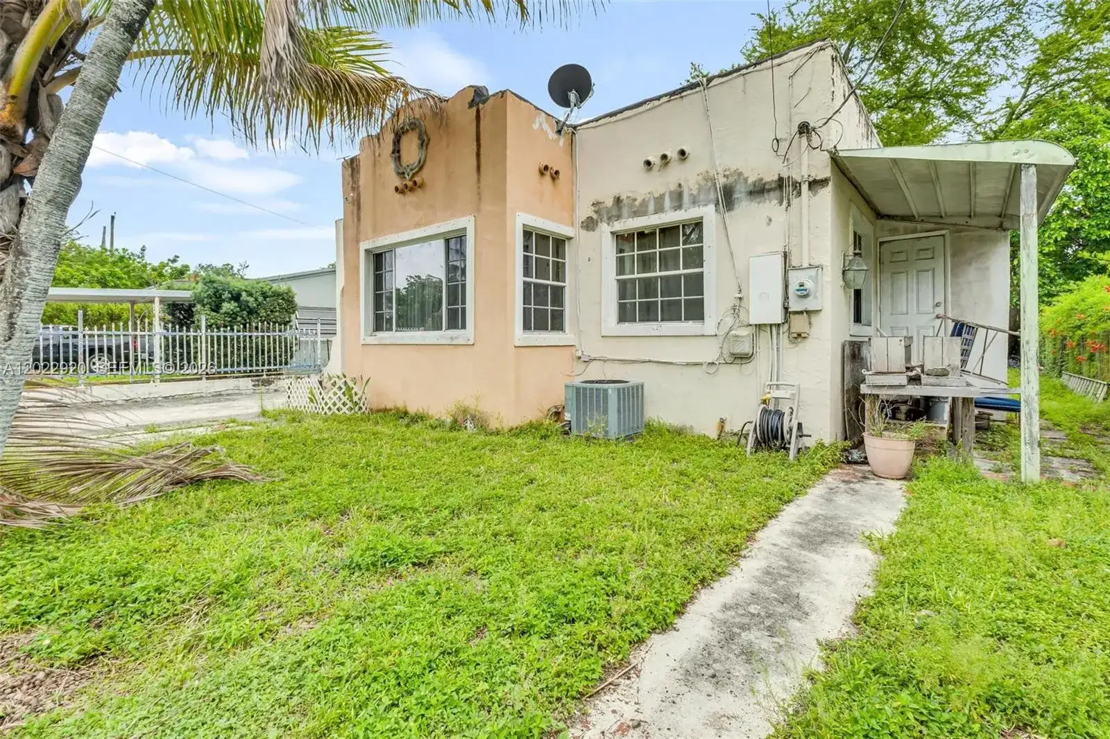 1122 NW 38th St, Miami FL 33127 photo 3