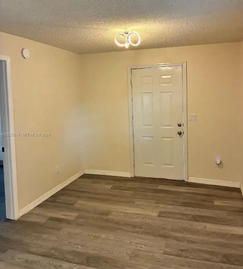 117 NE 5TH ST NE # 113, Winter Haven FL 33881 photo 2