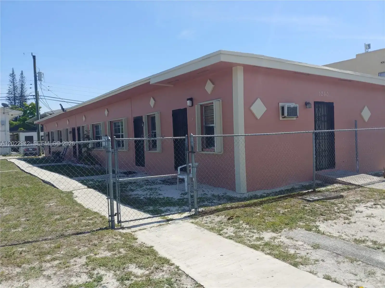 1260 Sesame St # 4, Opa-Locka FL 33054