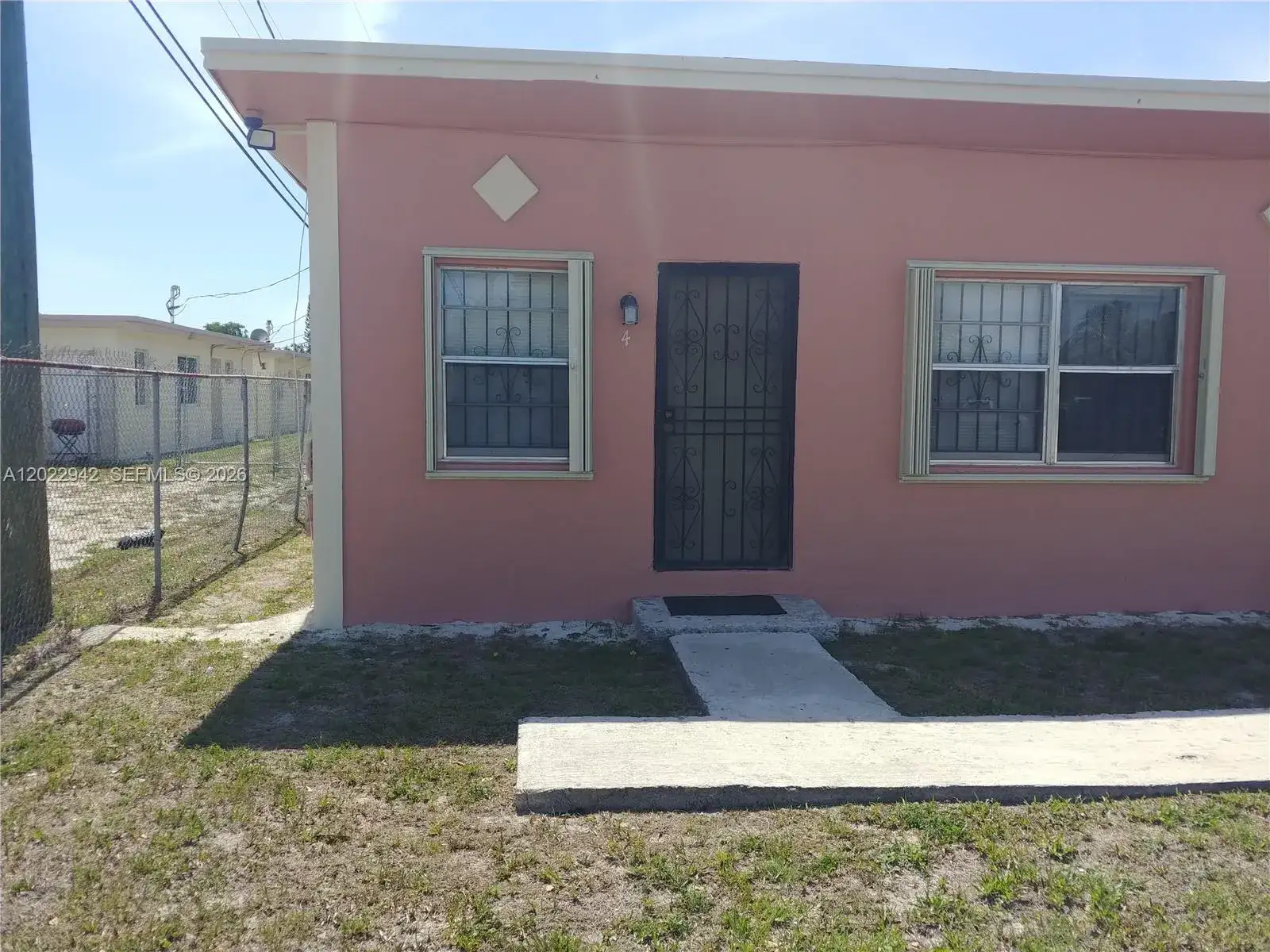 1260 Sesame St # 4, Opa-Locka FL 33054 photo 2