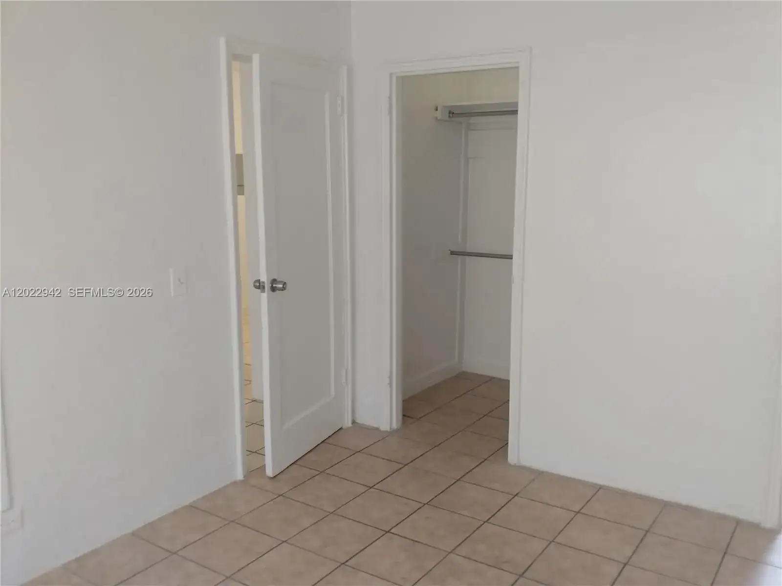 1260 Sesame St # 4, Opa-Locka FL 33054 photo 5