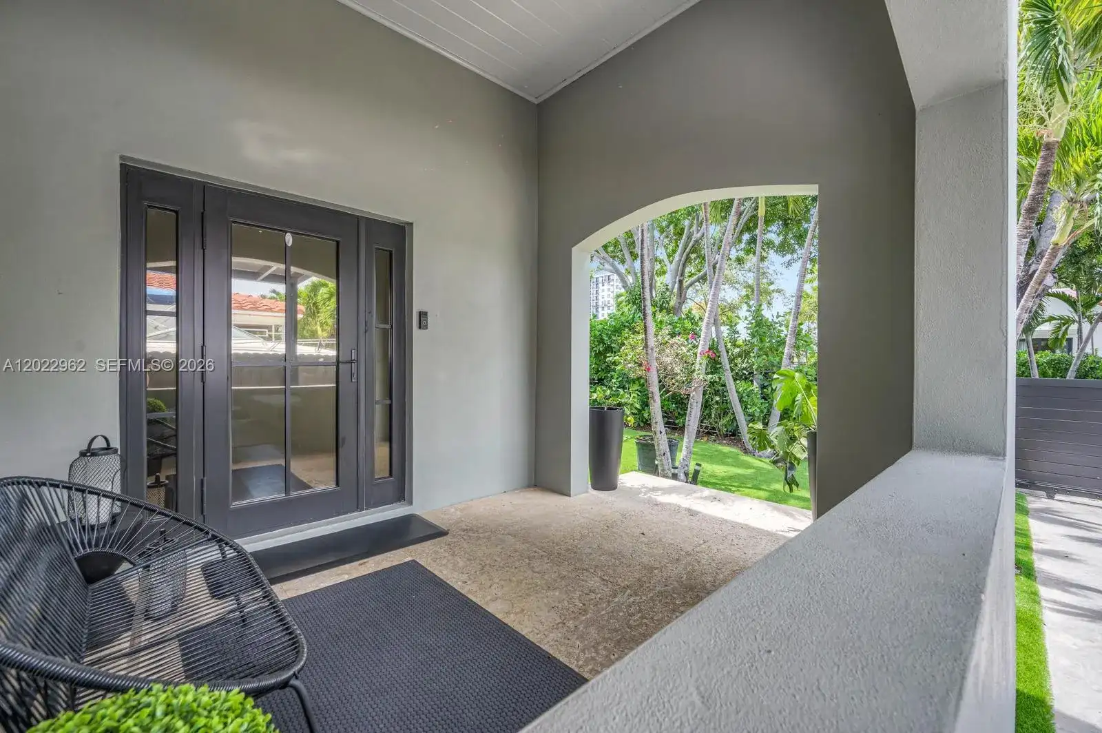 1852 SW 10th St, Miami FL 33135 photo 3