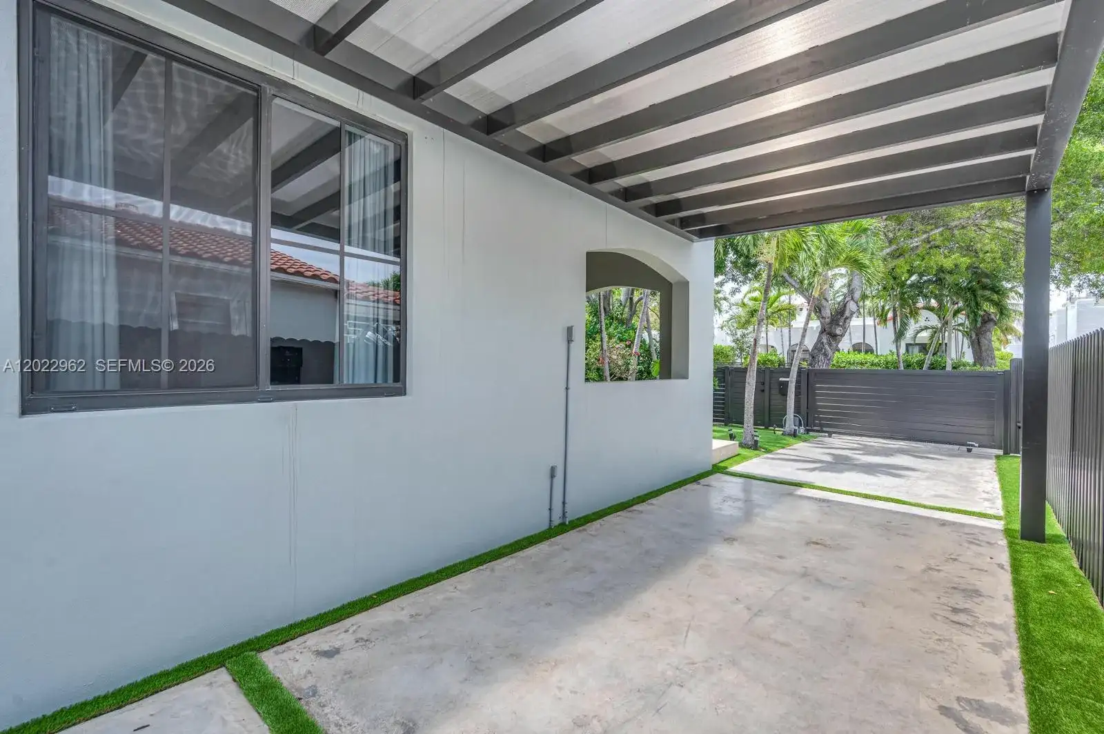 1852 SW 10th St, Miami FL 33135 photo 4