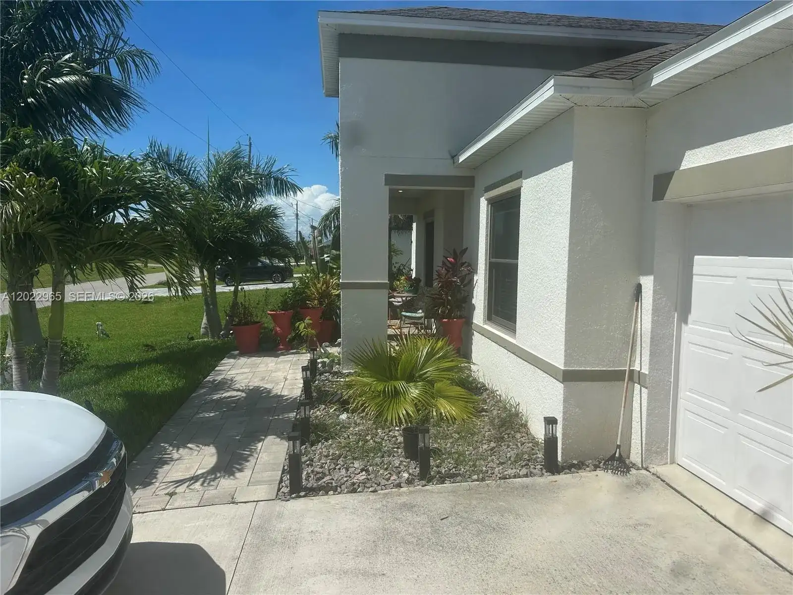 225 SW 31ST PL, Cape Coral FL 33991 photo 3