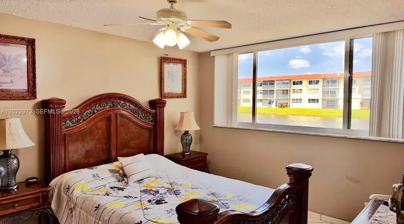 8961 S Hollybrook Blvd # 106, Pembroke Pines FL 33025 photo 4
