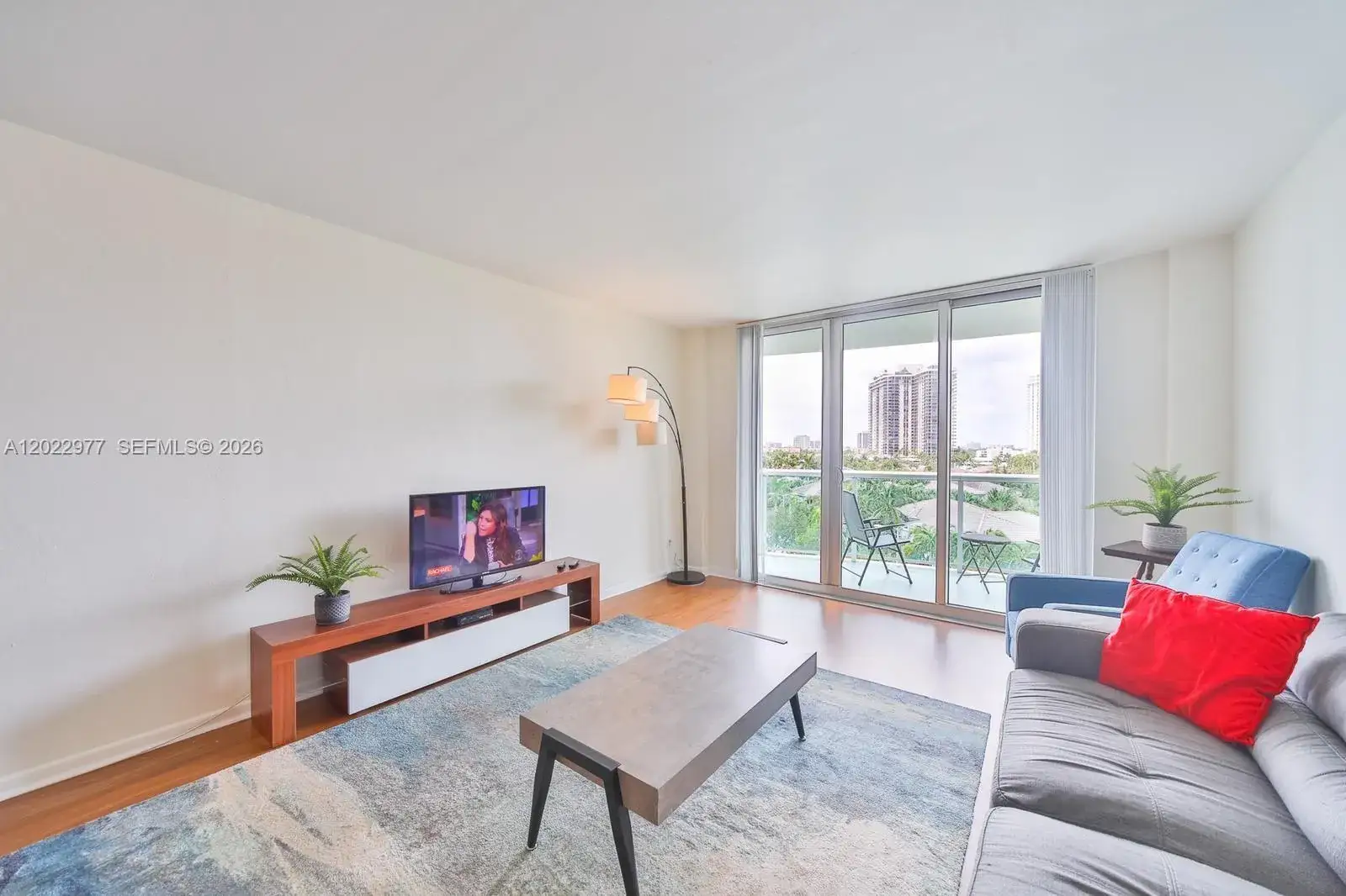 19370 Collins Ave # 622, Sunny Isles Beach FL 33160