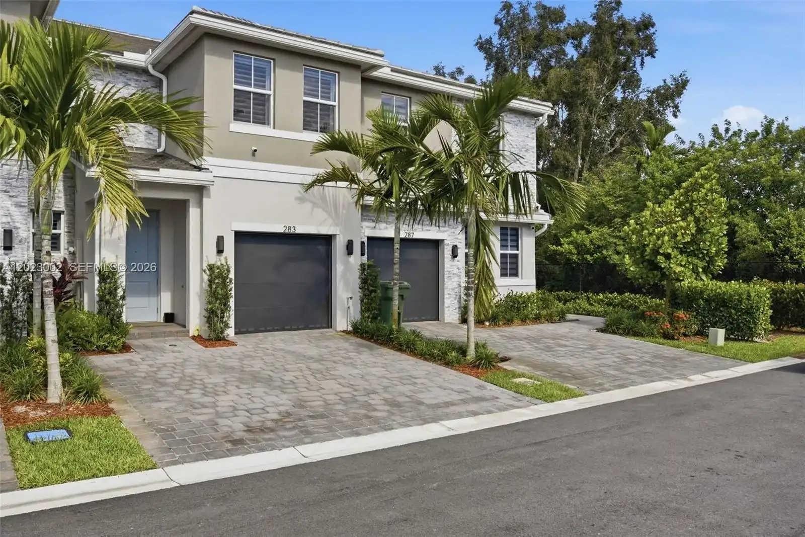 283 SW 169th Lane, Pembroke Pines FL 33027