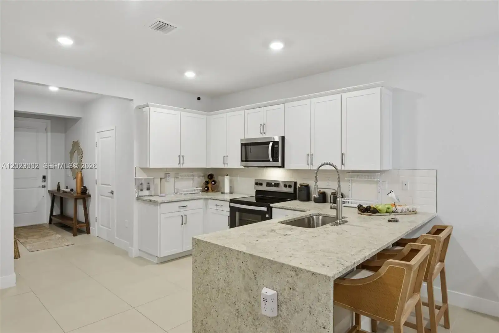 283 SW 169th Lane, Pembroke Pines FL 33027 photo 3