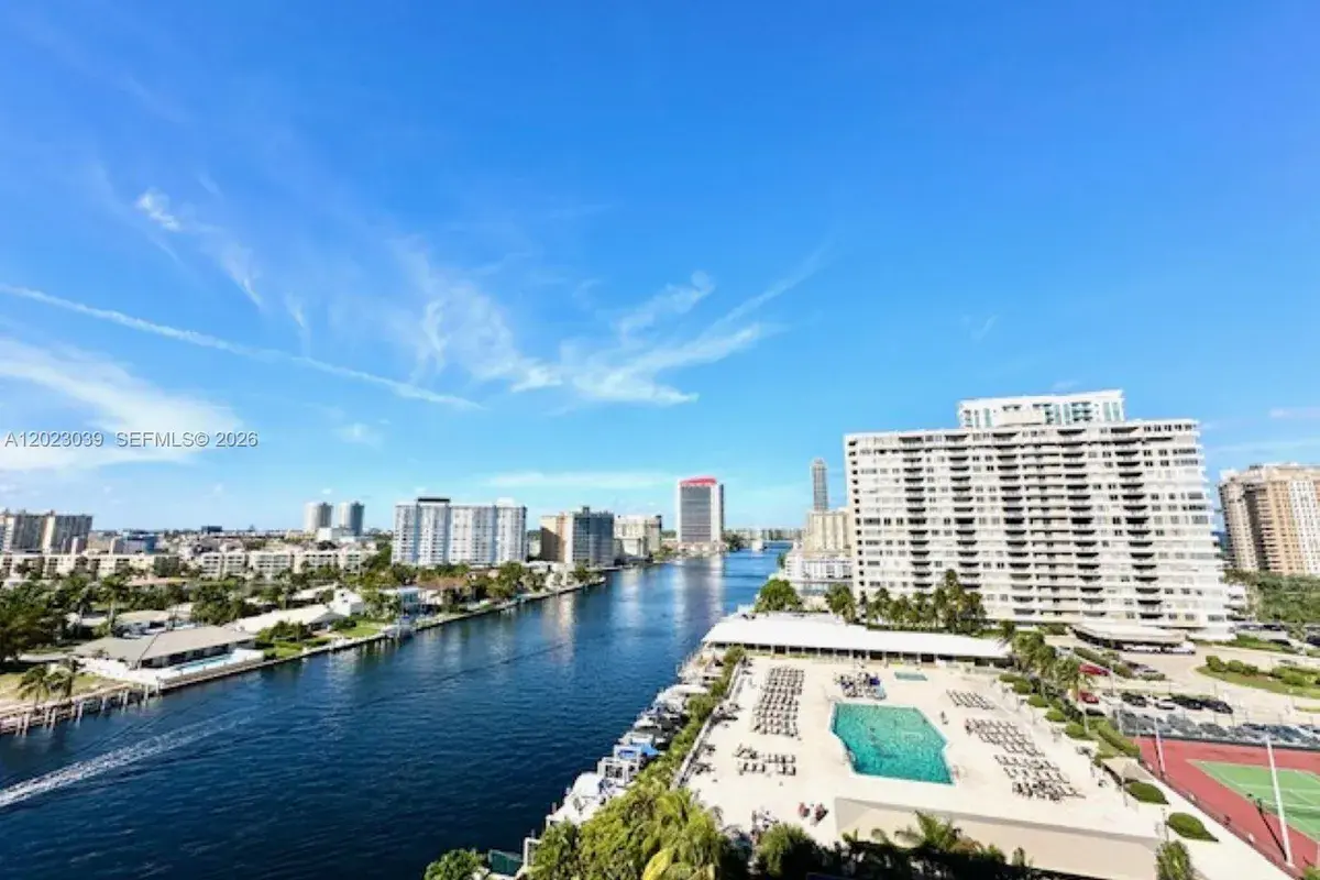 2017 S Ocean Dr # 1107, Hallandale Beach FL 33009