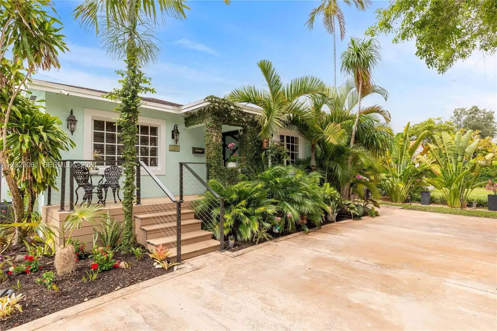 6520 SW 16th Ter, West Miami FL 33155 photo 4