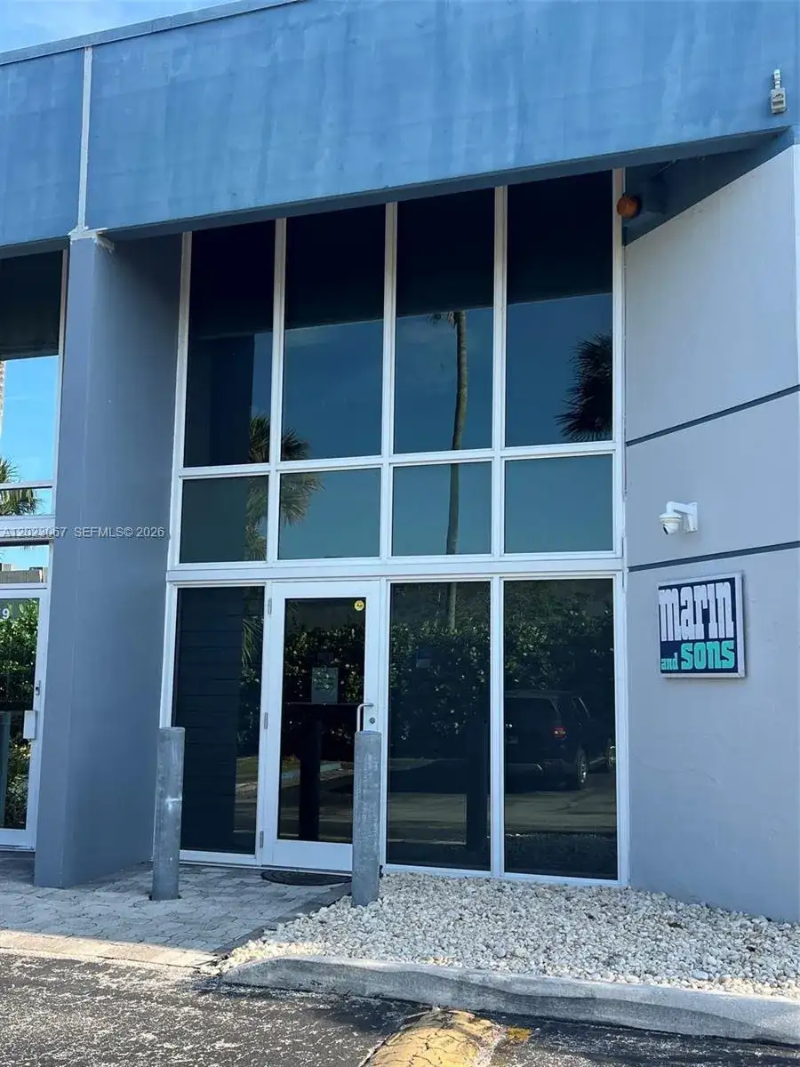 16155 SW 117th Ave # B20, Unincorporated Dade County FL 33177 photo 3