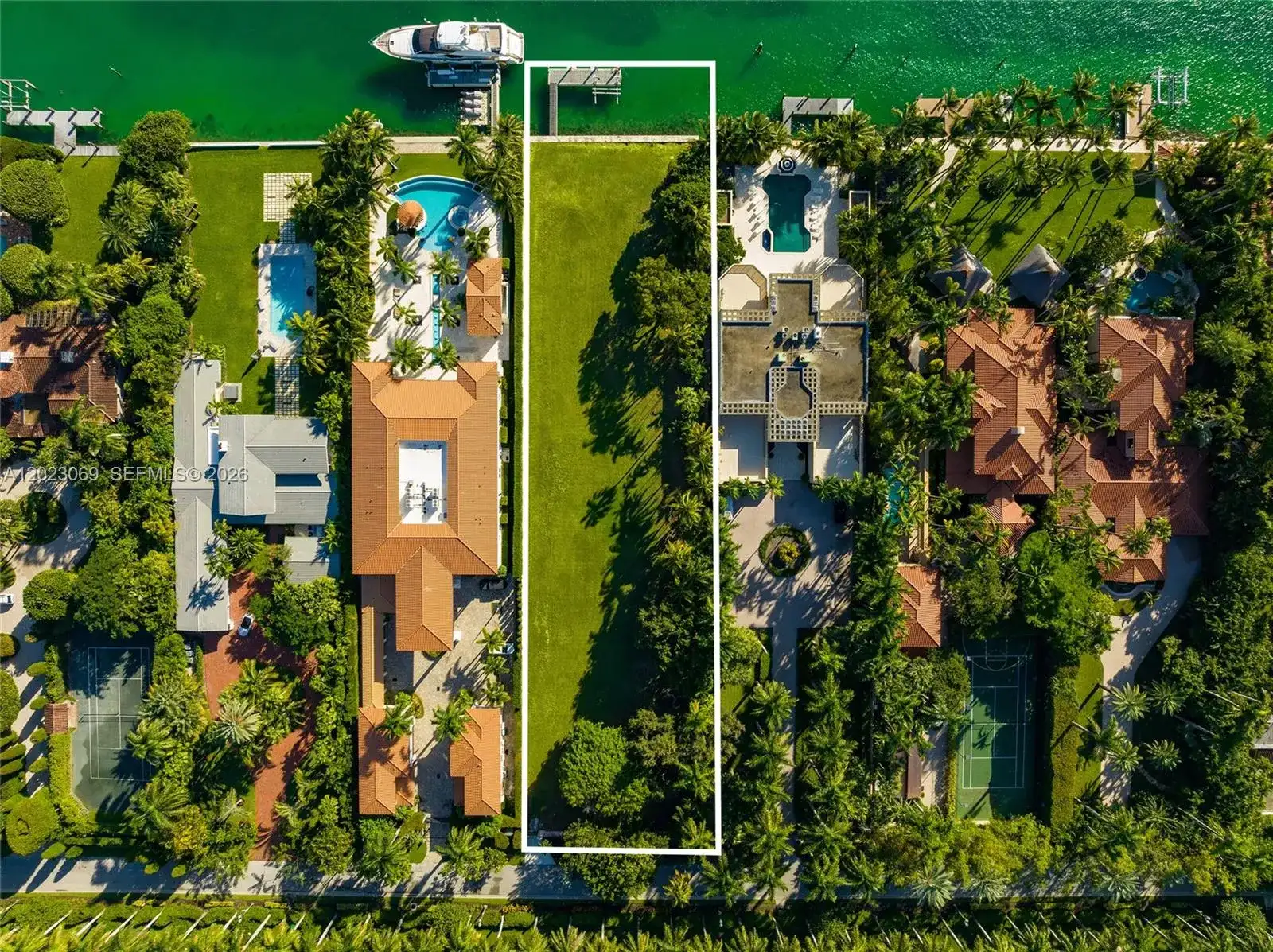 36 Star Island Dr, Miami Beach FL 33139 photo 2