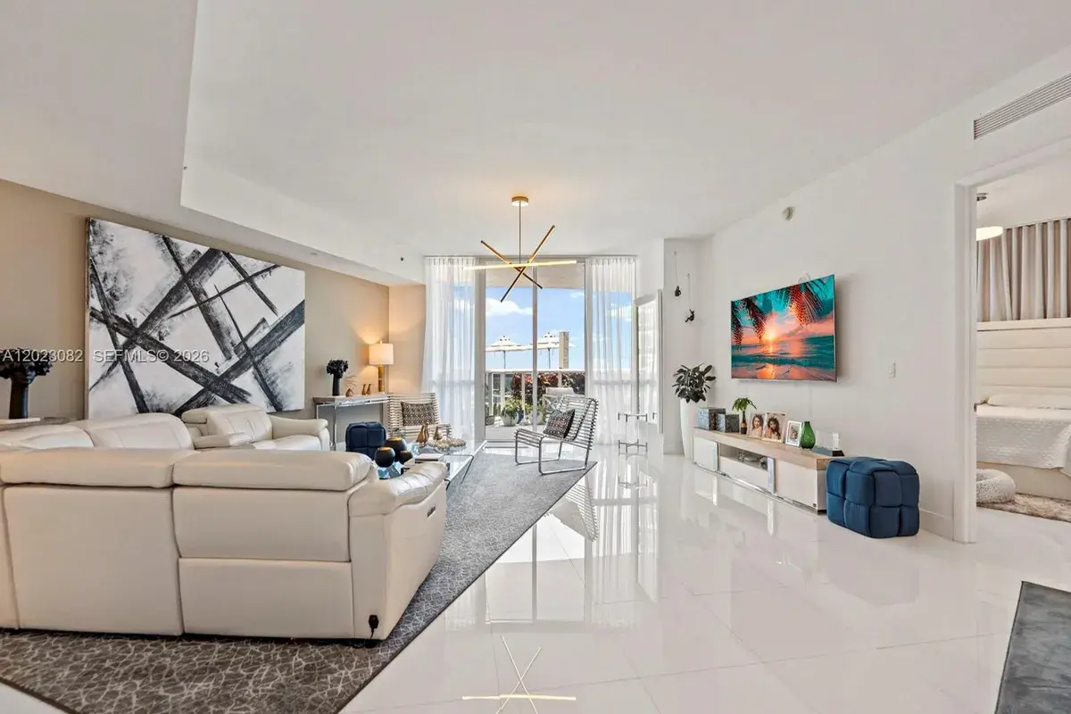 15901 Collins Ave # 403, Sunny Isles Beach FL 33160