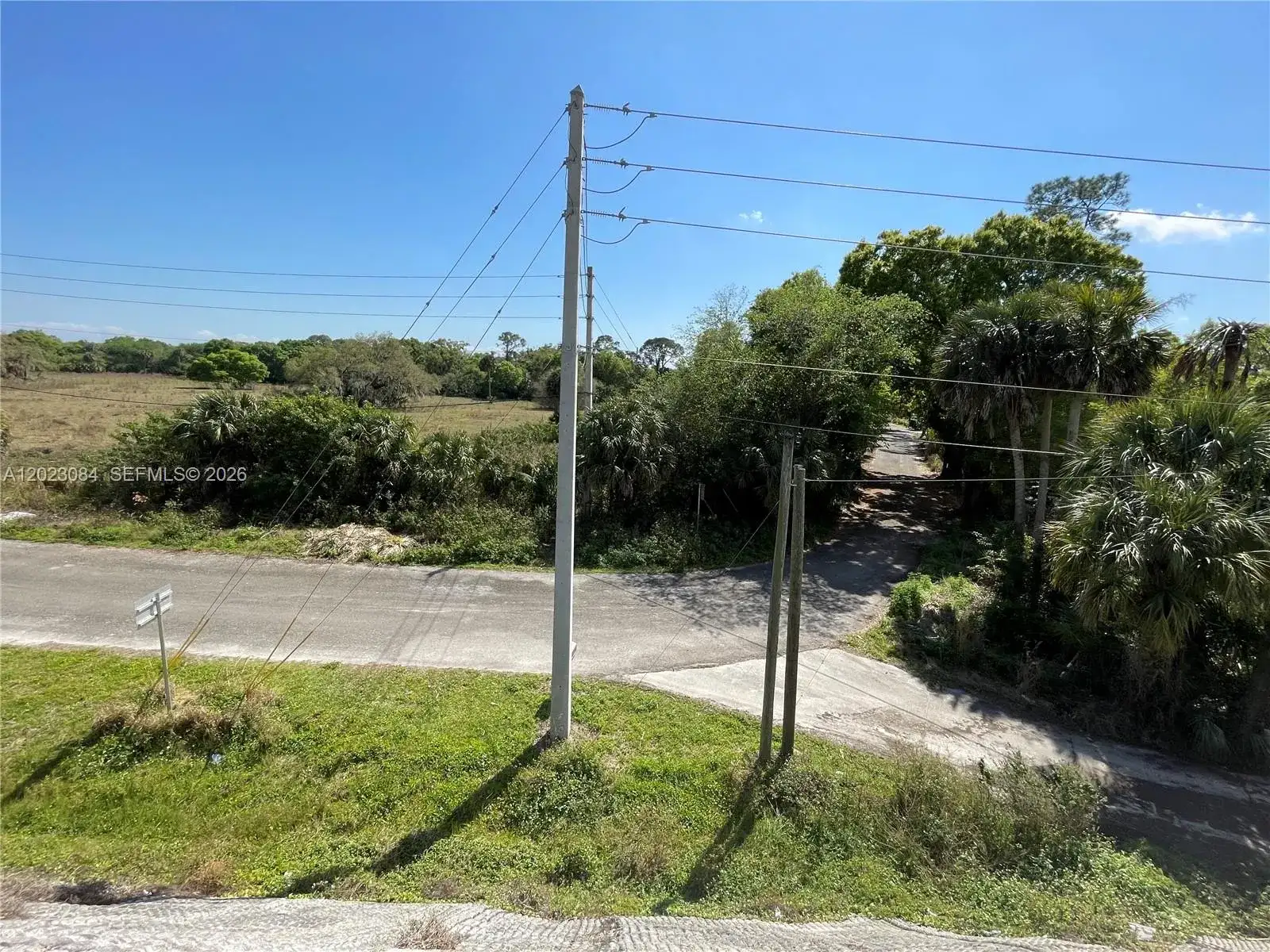 2358 E SR 70, Okeechobee FL 34972 photo 2
