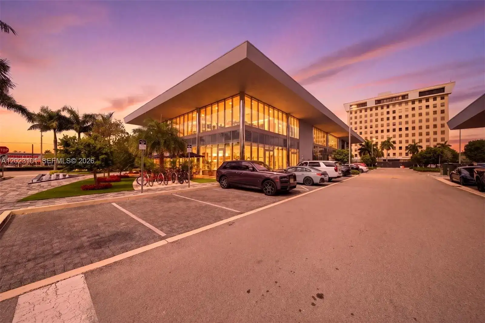 1006 E Hallandale Beach Blvd # 103, Hallandale Beach FL 33009 photo 4