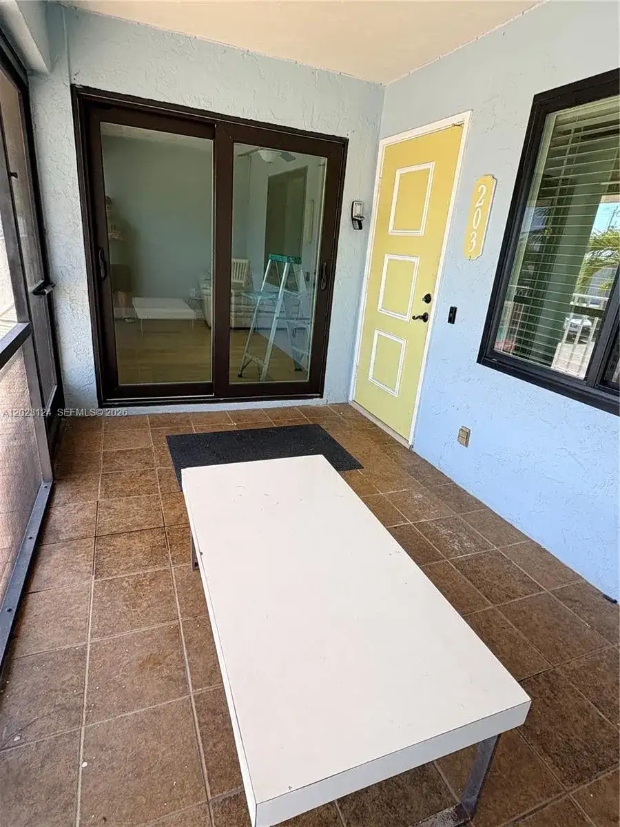 2510 SE 16th Place # 203, Other City - In The State Of Florida FL 33904 photo 4