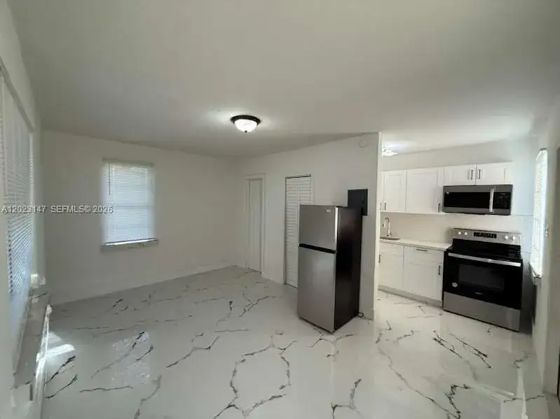 2773 NW 57th St, Miami FL 33142 photo 3