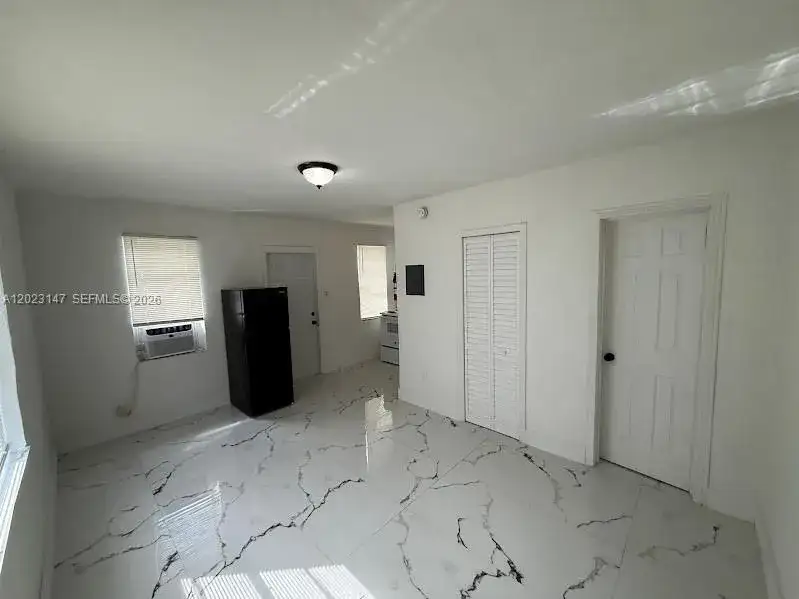 2773 NW 57th St, Miami FL 33142 photo 5