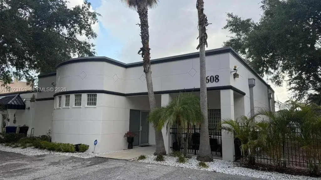 608 S Tampania, Other City - In The State Of Florida FL 33609